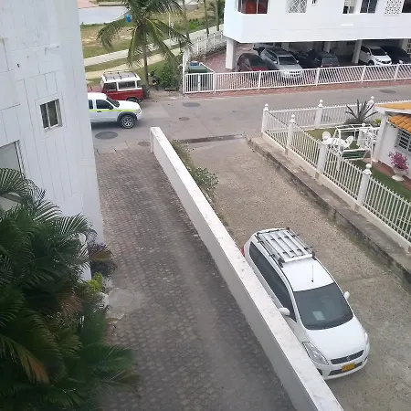 Frente Al Mar *